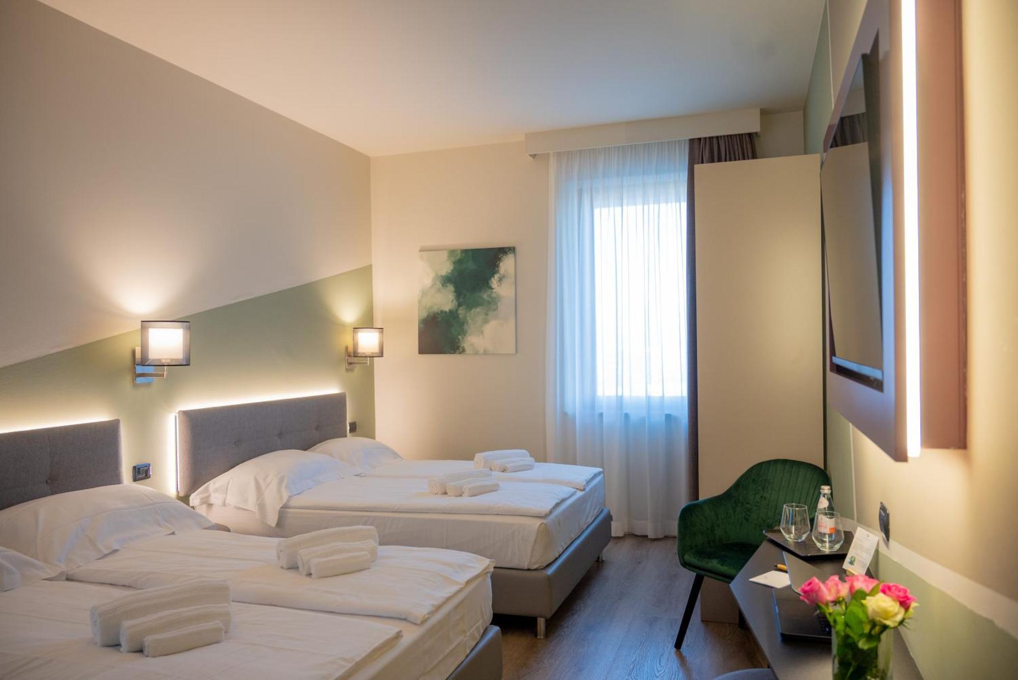 Ile Hotel Peschiera del Garda Ngoại thất bức ảnh