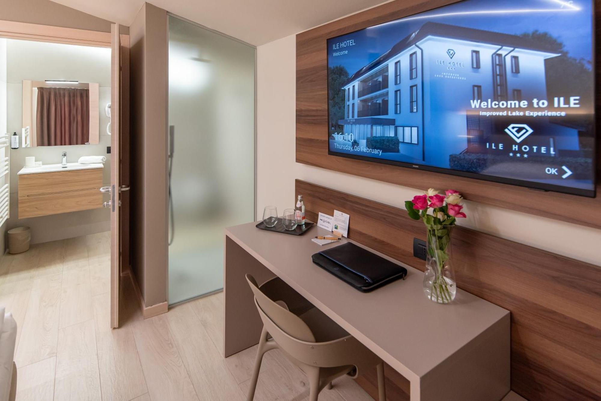Ile Hotel Peschiera del Garda Ngoại thất bức ảnh