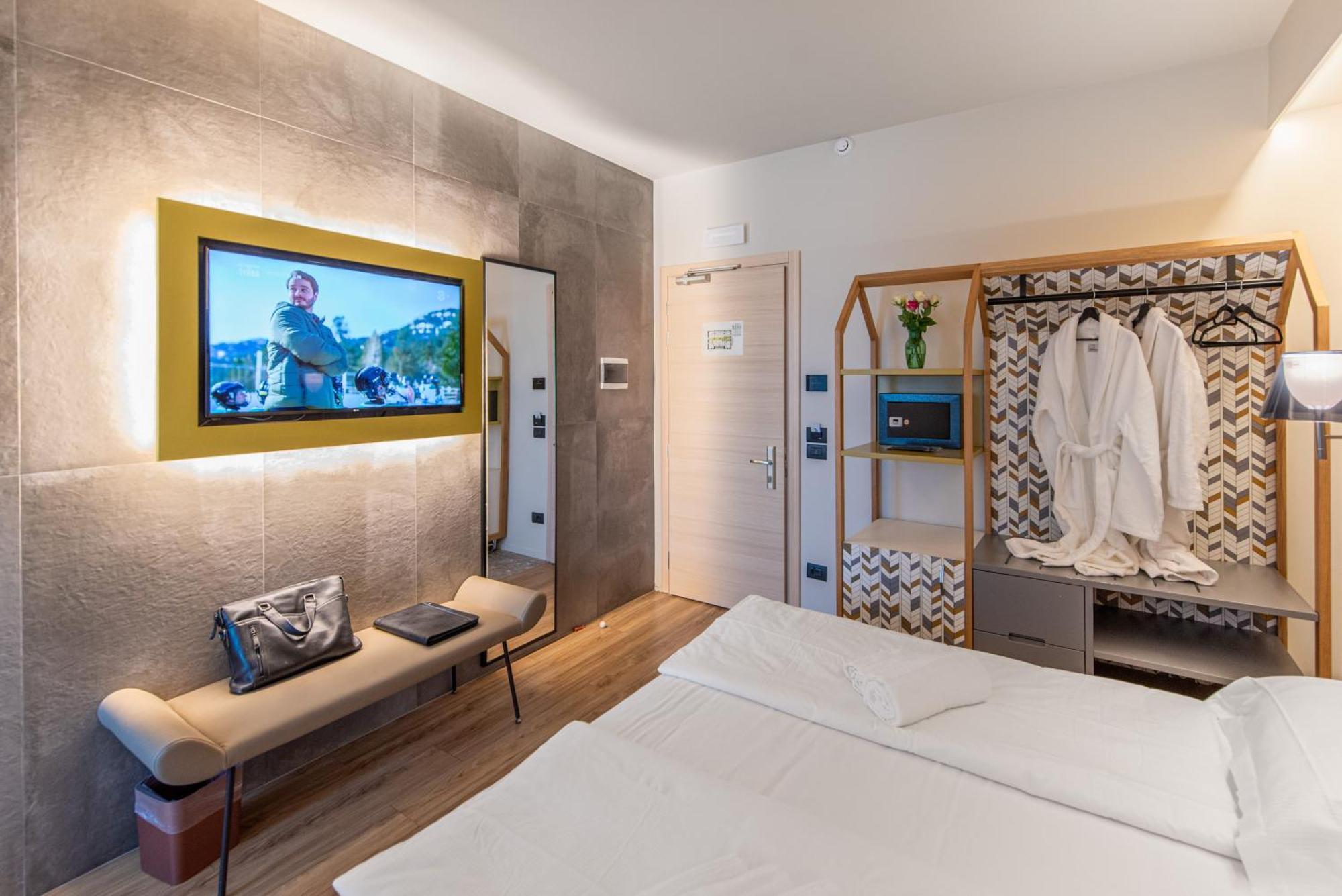 Ile Hotel Peschiera del Garda Ngoại thất bức ảnh