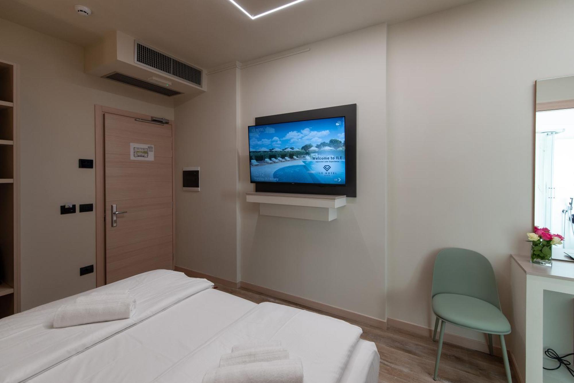 Ile Hotel Peschiera del Garda Ngoại thất bức ảnh