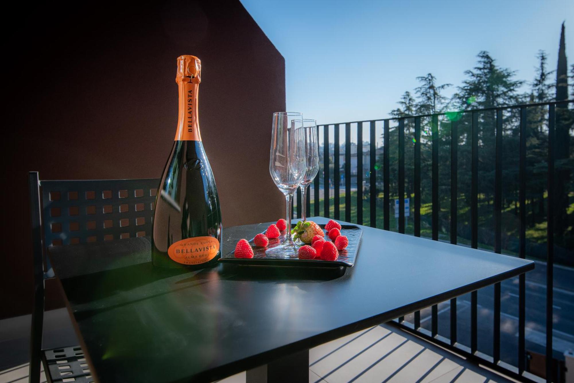 Ile Hotel Peschiera del Garda Ngoại thất bức ảnh