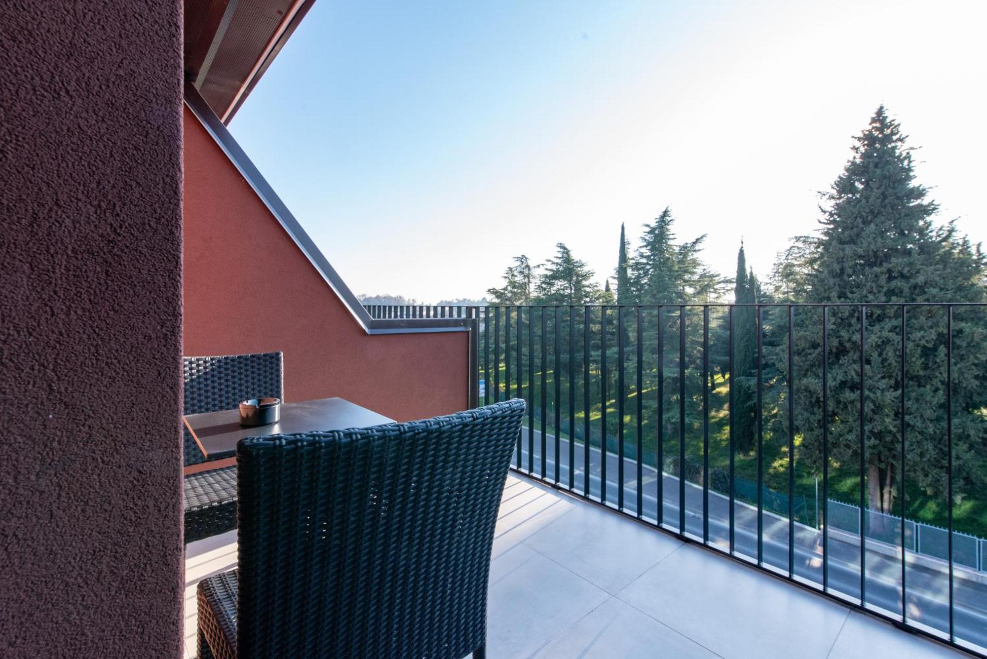 Ile Hotel Peschiera del Garda Ngoại thất bức ảnh