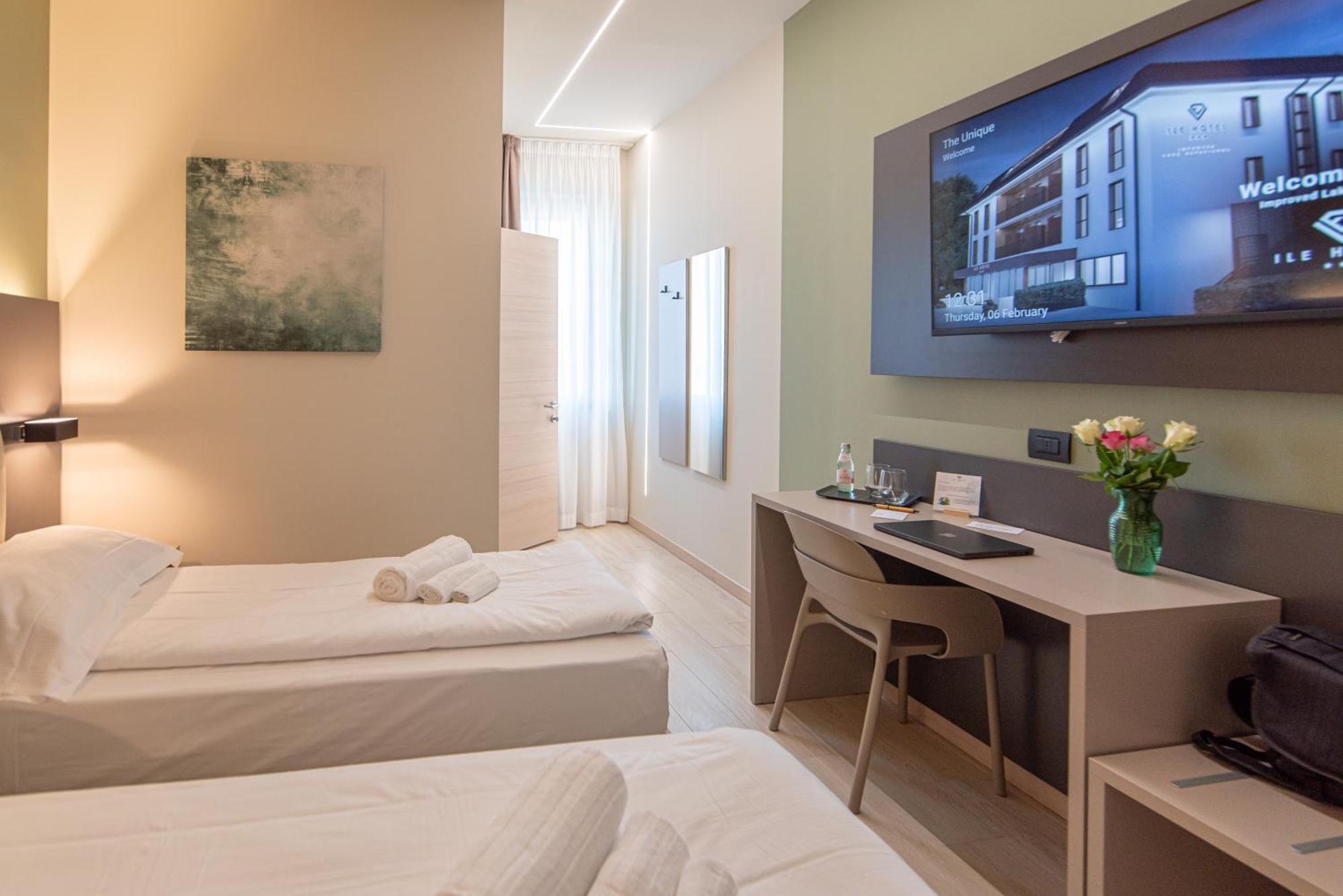 Ile Hotel Peschiera del Garda Ngoại thất bức ảnh
