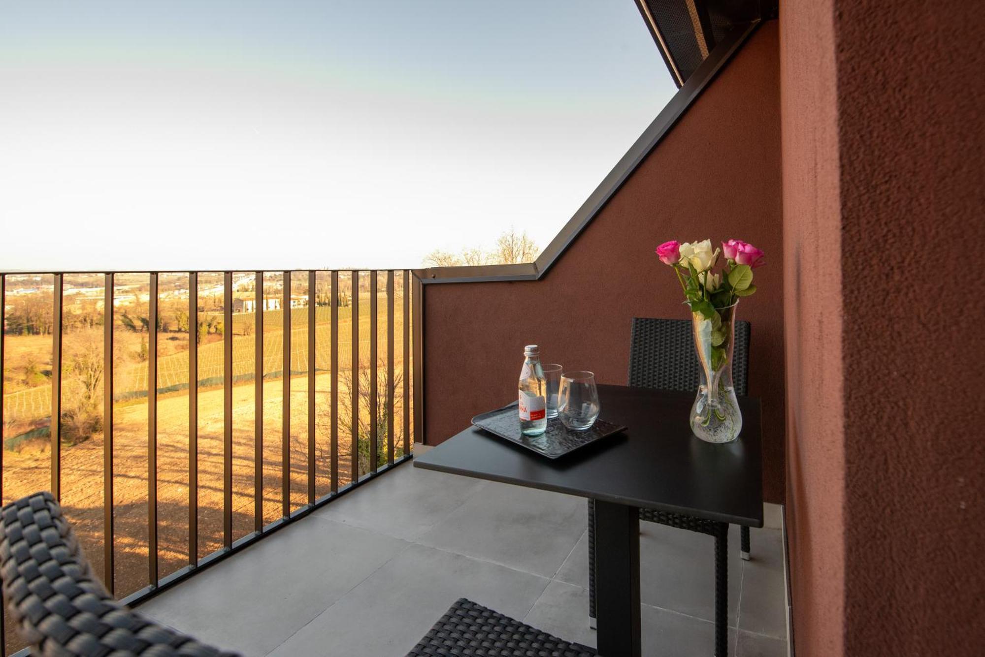 Ile Hotel Peschiera del Garda Ngoại thất bức ảnh