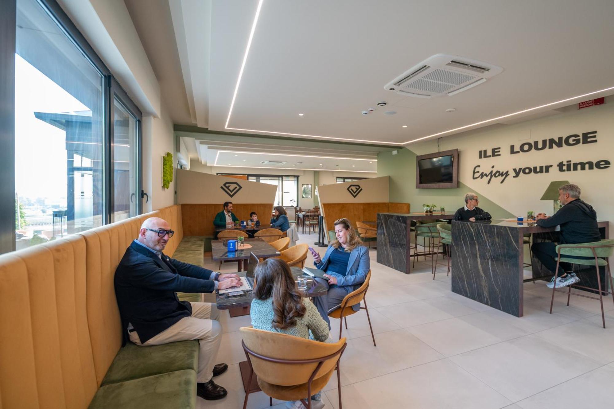 Ile Hotel Peschiera del Garda Ngoại thất bức ảnh