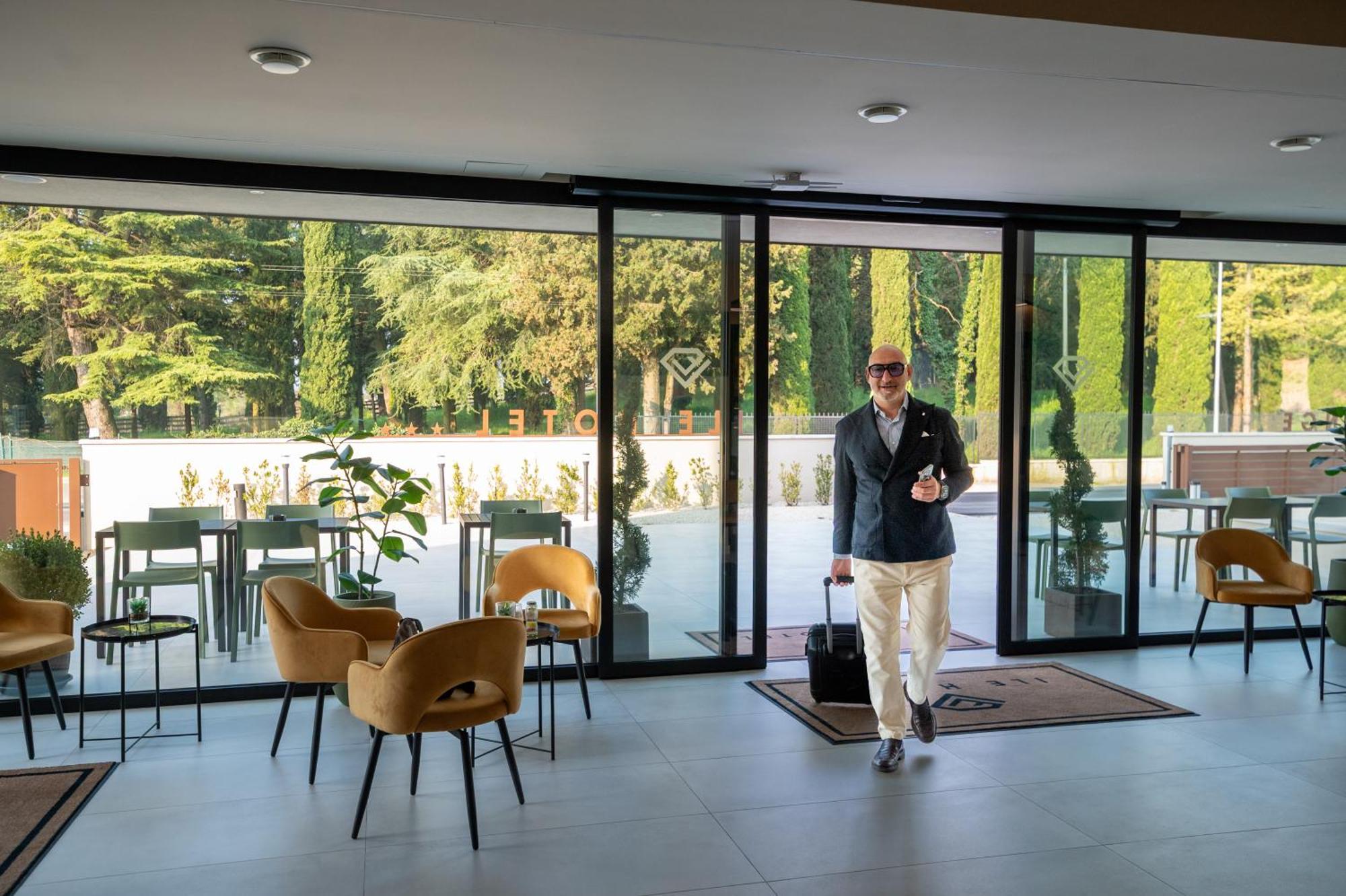 Ile Hotel Peschiera del Garda Ngoại thất bức ảnh